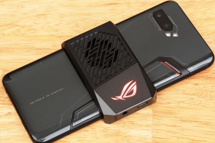 ASUS Beri Sinyal Tinggalkan Bisnis Smartphone